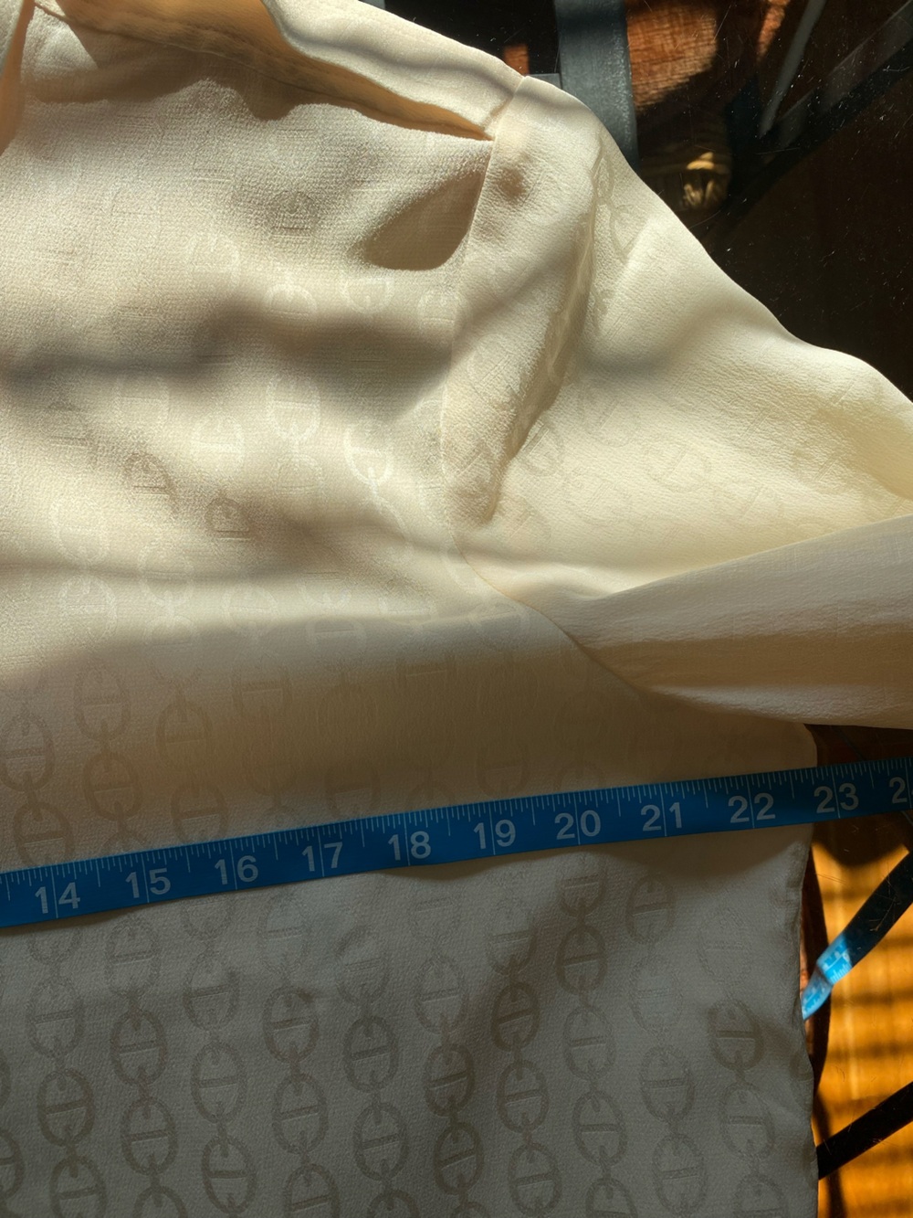 J.Crew Cream Satin Drapey Jacquard Chainlink Print Button Down Shirt XL - Picture 13 of 16